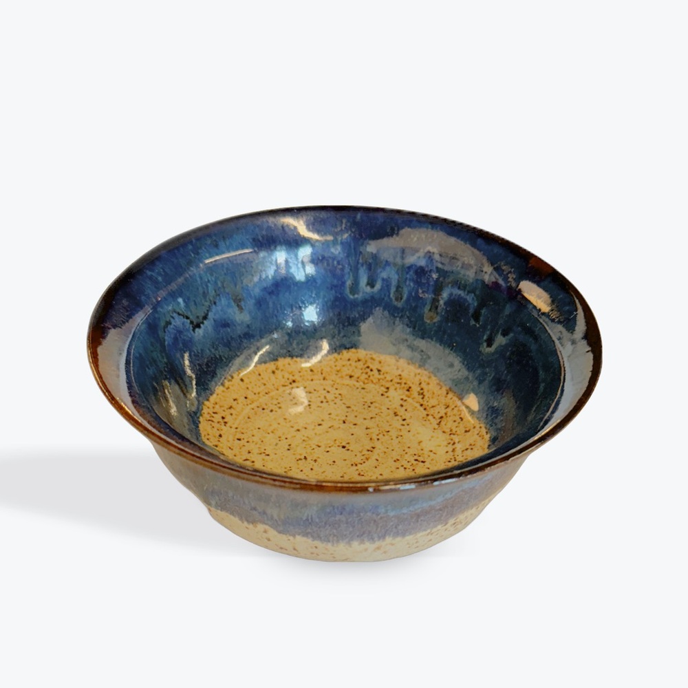 VINTAGE : blue pottery bowl